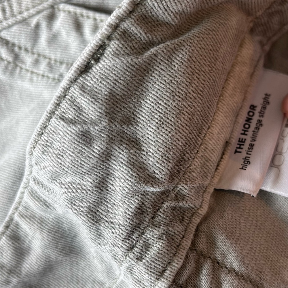 Joe's Jeans the honor high rise vintage straight utility
pants. Size 31 - Picture 11 of 16